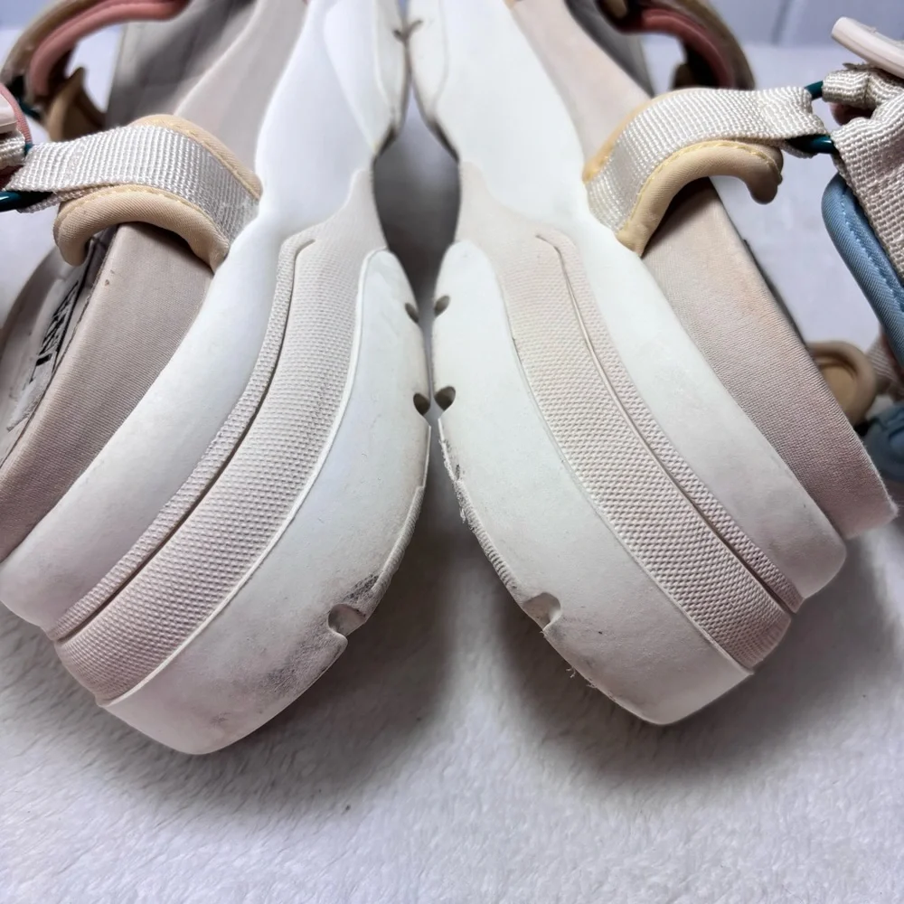 Zara Cream and Tan Sporty Chunky Sandals‎ with Adjustable Straps size 39 - Picture 8 of 12